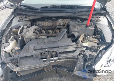 2010 Nissan Altima 2.5 S z USA, uszkodzony, nr VIN 1N4AL2AP4AN536561